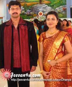 Josson Dhanya Engagement Photos at st marys church alangad aluva ernakulam